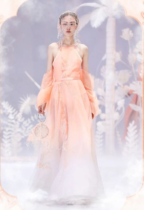 瑤池仙境中的仙子走下人間,詩情畫意里的極致典雅,蓋婭傳說2020aw,每一幀都像畫一樣仙美 中國